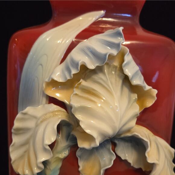 Franz Porcelain Iris Large Vase FZ00496 - HomeBello Franz FZ00559 Red Porcelain Floral Flower Vase 3D Iris Design, Free Standing